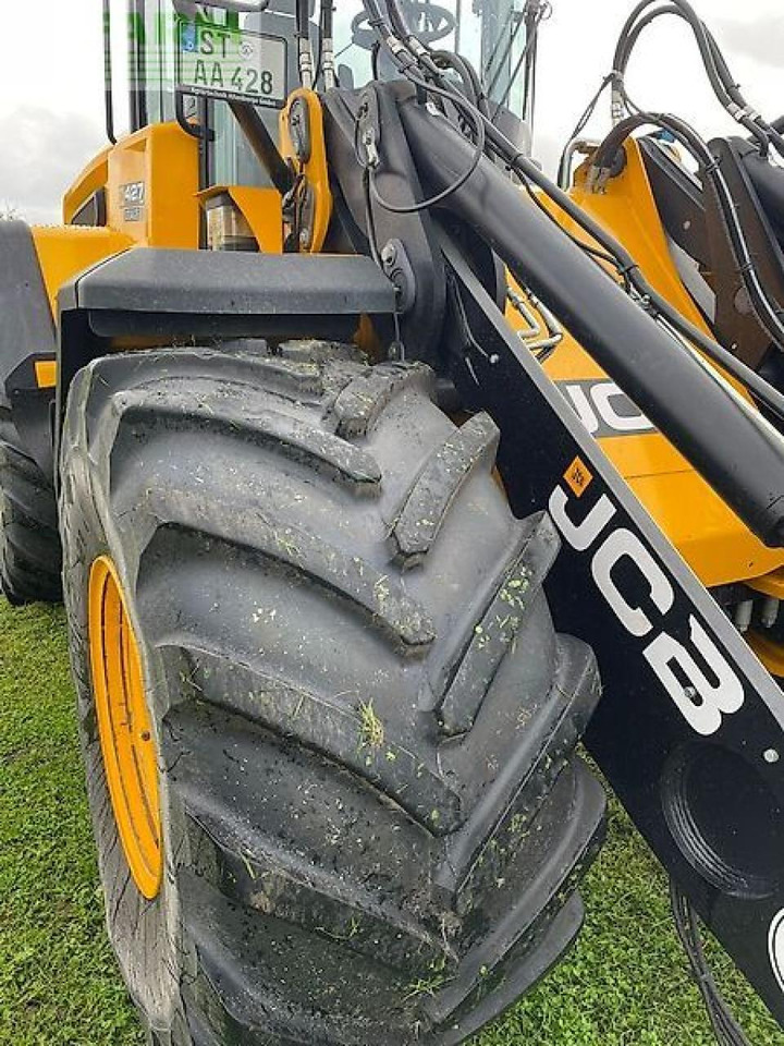 JCB 427 agri - Мини-экскаватор: фото 4 JCB 427 agri - Мини-экскаватор: фото 4