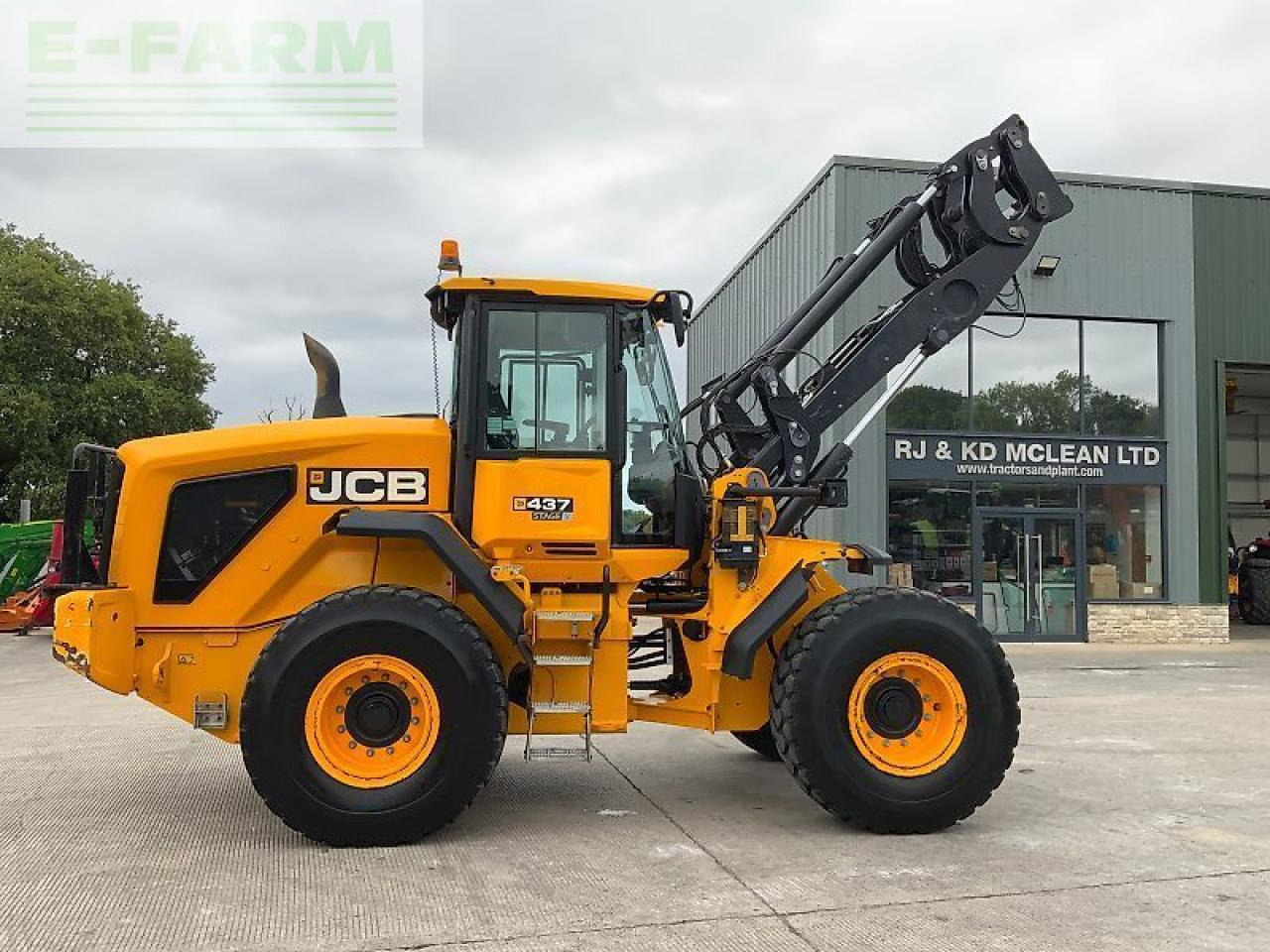 JCB 437 wheeled loading shovel (st23075) - Мини-экскаватор: фото 1 JCB 437 wheeled loading shovel (st23075) - Мини-экскаватор: фото 1