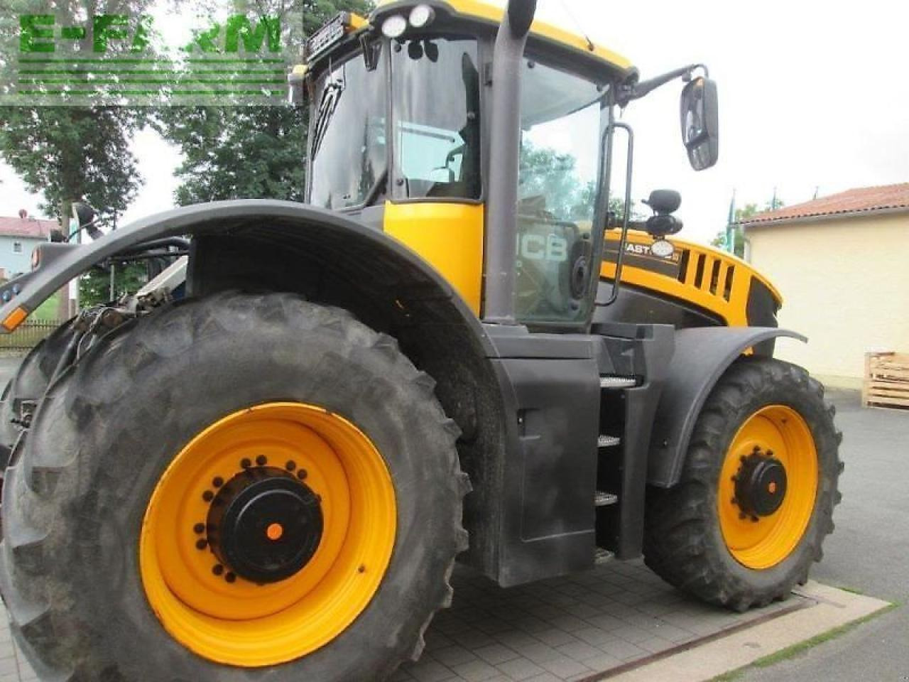 Трактор JCB 8330: фото 8