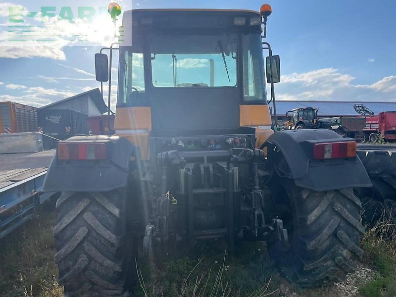 Трактор JCB fastrac 150: фото 7