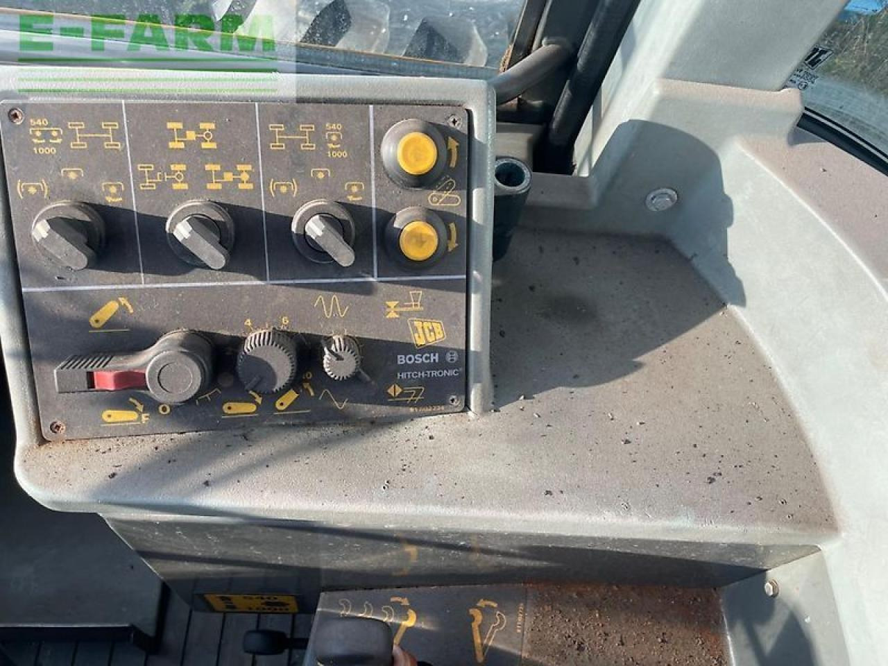 JCB fastrac 150 - Трактор: фото 5 JCB fastrac 150 - Трактор: фото 5