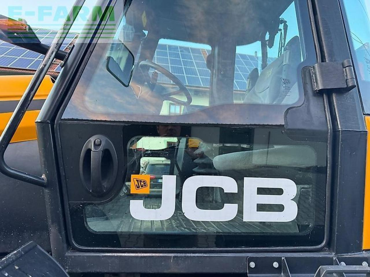 JCB fastrac 2155 plus vierradlenkung - Трактор: фото 4 JCB fastrac 2155 plus vierradlenkung - Трактор: фото 4
