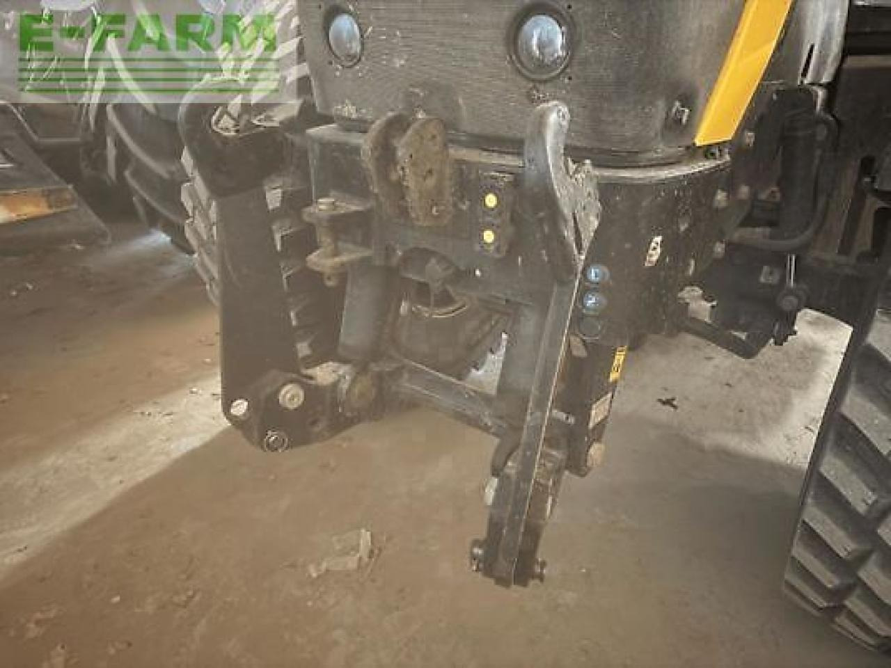 JCB fastrac 4220 - Трактор: фото 4 JCB fastrac 4220 - Трактор: фото 4