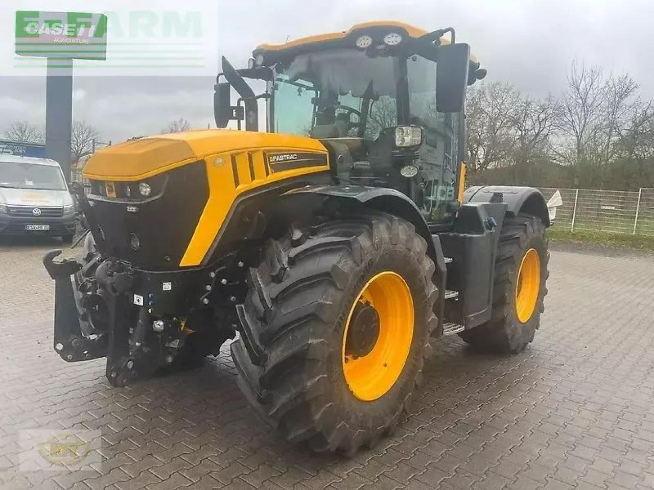 JCB fastrac 4220 - Трактор: фото 1 JCB fastrac 4220 - Трактор: фото 1