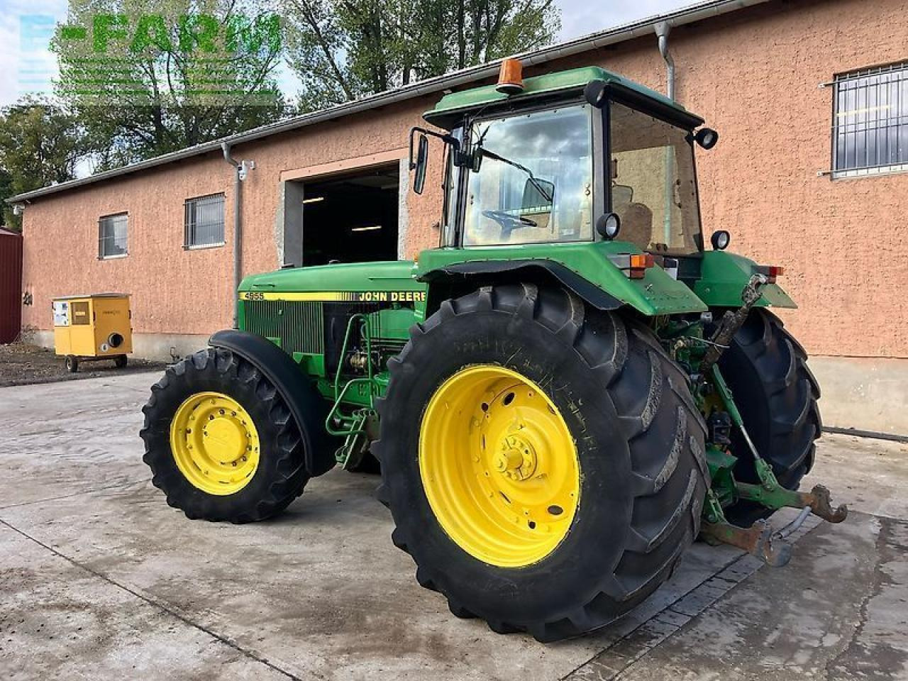 John Deere 4955 - Трактор: фото 3 John Deere 4955 - Трактор: фото 3