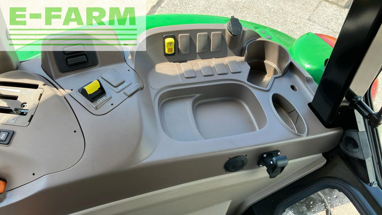 Трактор John Deere 5058E: фото 22