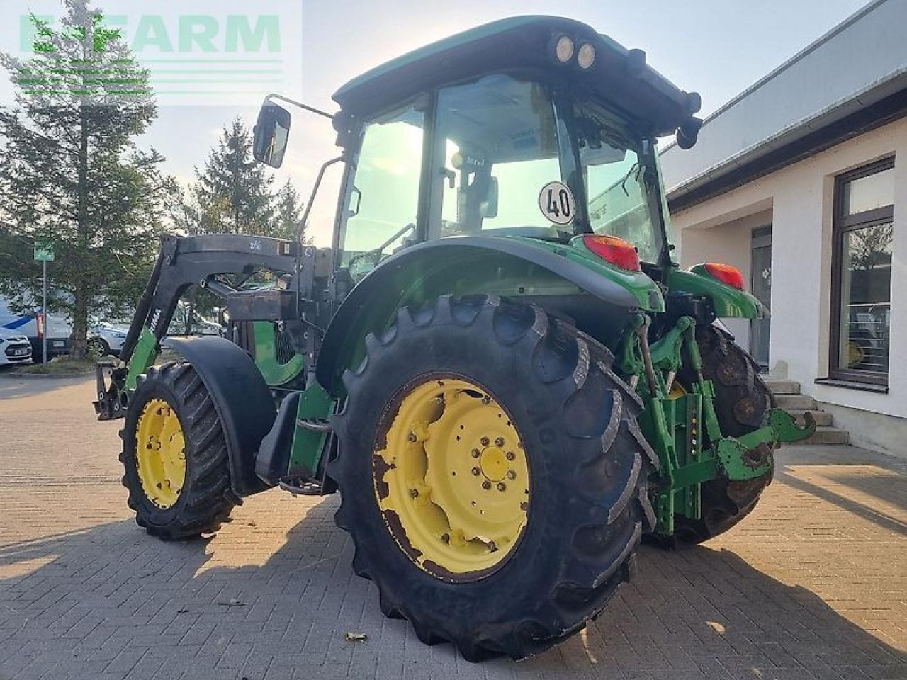 John Deere 5080m - Трактор: фото 5 John Deere 5080m - Трактор: фото 5