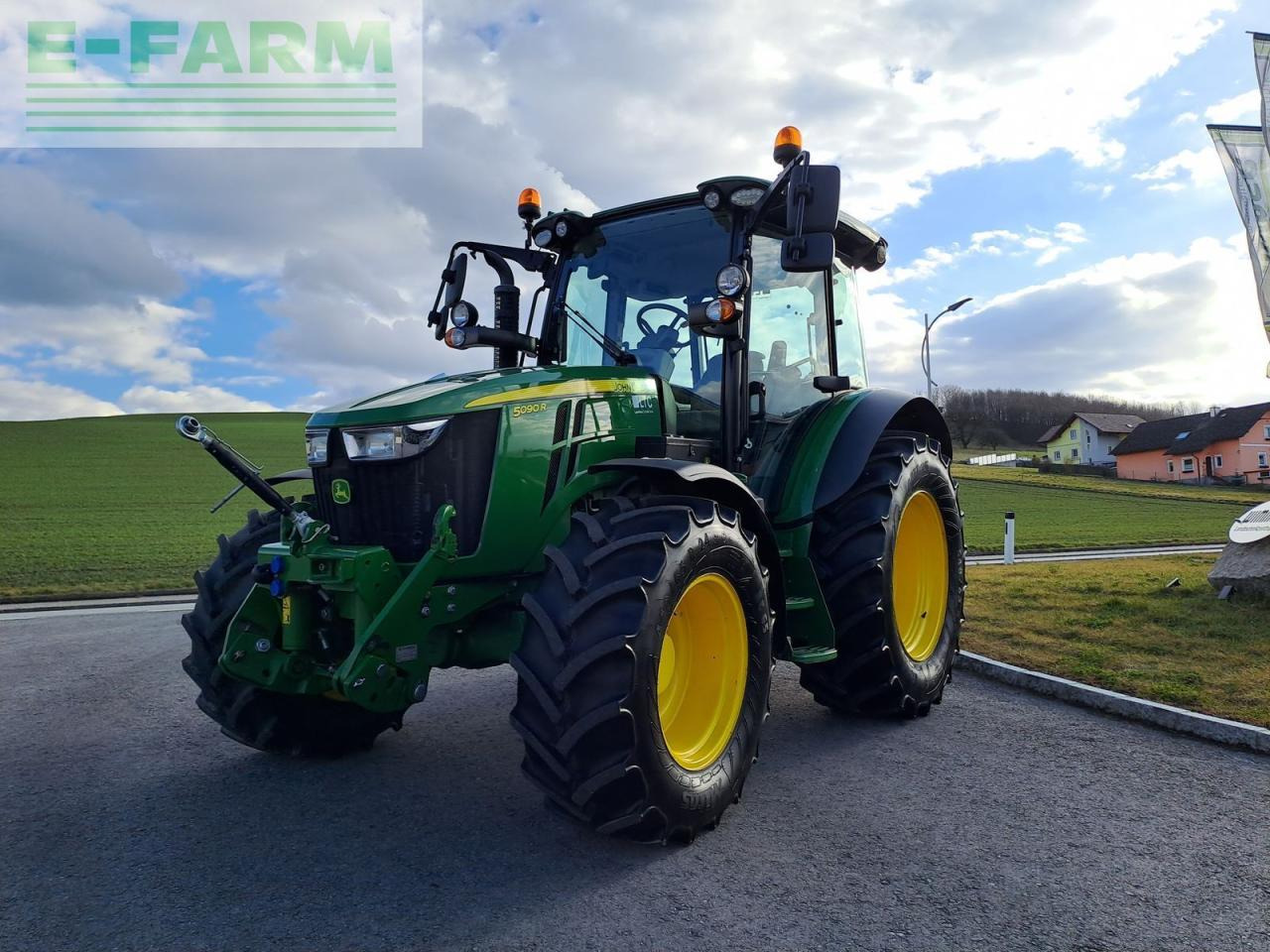 John Deere 5090r - Трактор: фото 2 John Deere 5090r - Трактор: фото 2