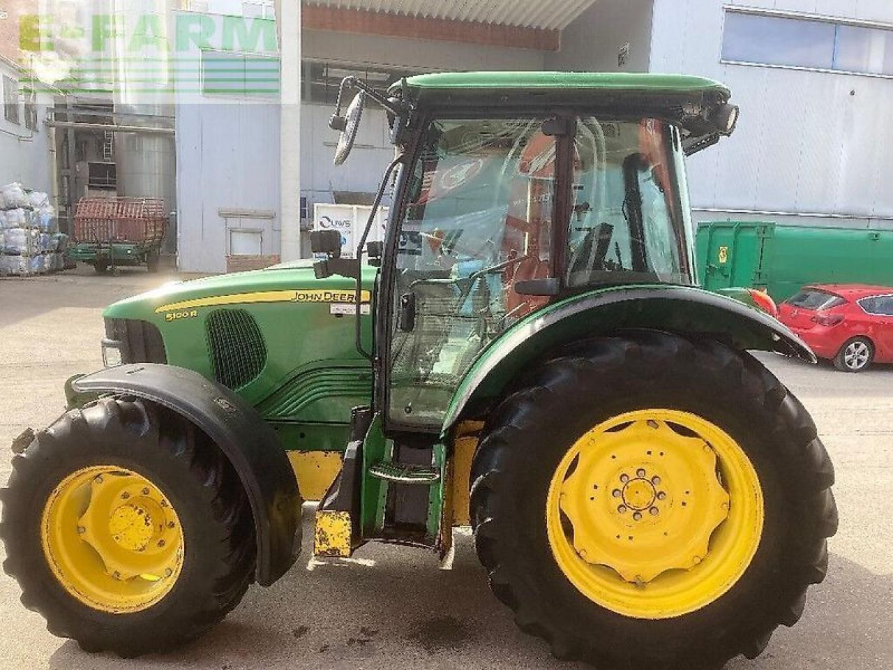 John Deere 5100 r - Трактор: фото 5 John Deere 5100 r - Трактор: фото 5