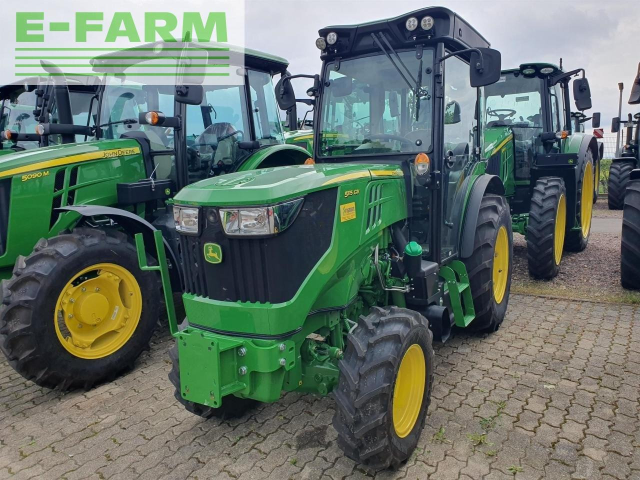 John Deere 5115gv stufe v - Трактор: фото 1 John Deere 5115gv stufe v - Трактор: фото 1