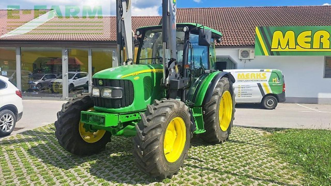 John Deere 5720 premium - Трактор: фото 1 John Deere 5720 premium - Трактор: фото 1