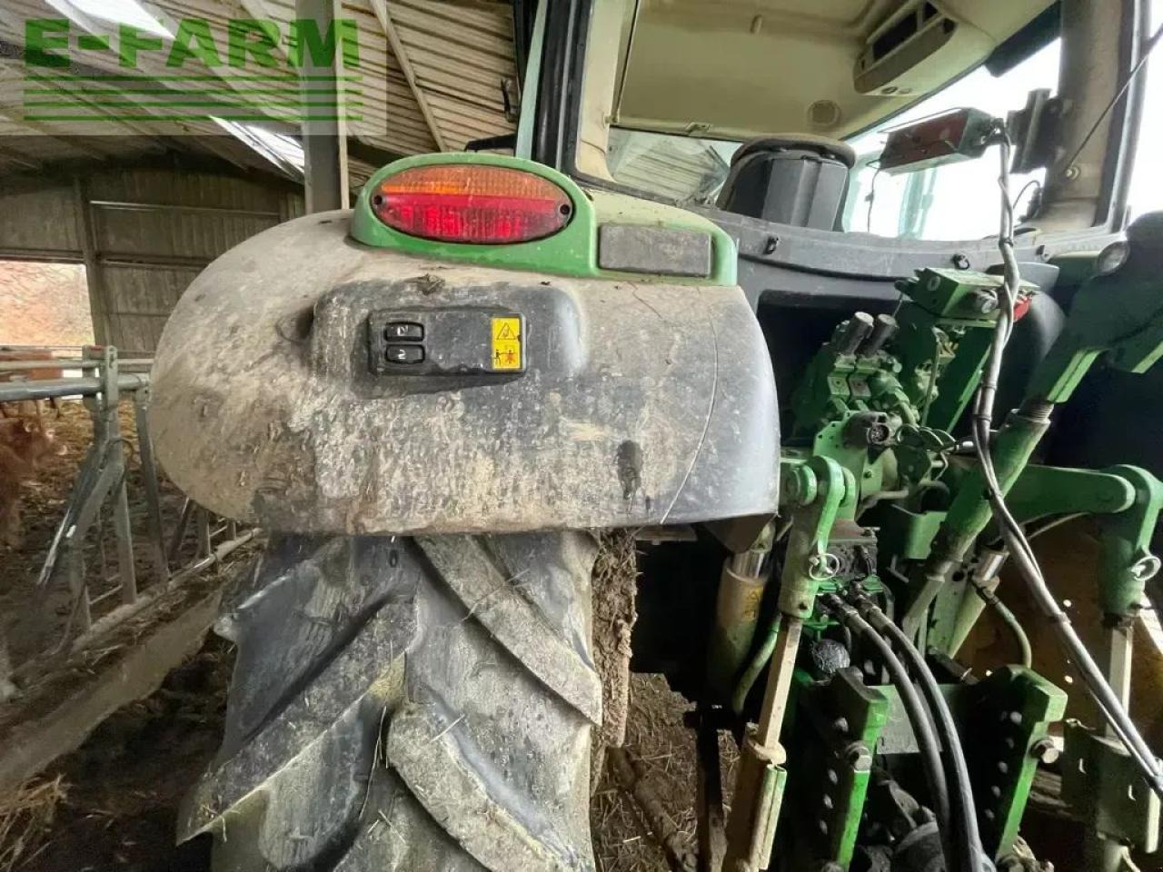 John Deere 6110 r powerquad + - Трактор: фото 4 John Deere 6110 r powerquad + - Трактор: фото 4