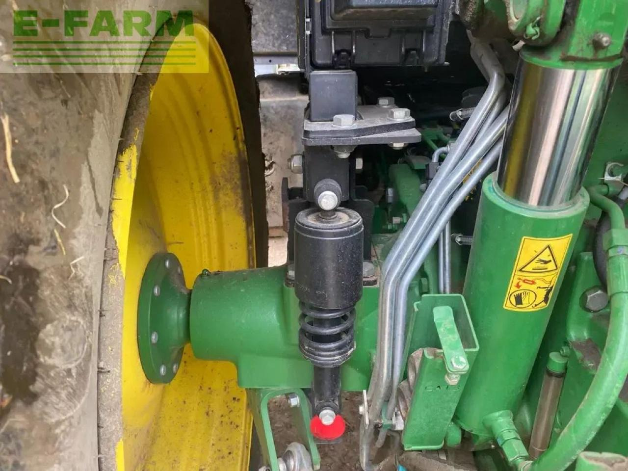 Трактор John Deere 6110m command quad +: фото 7