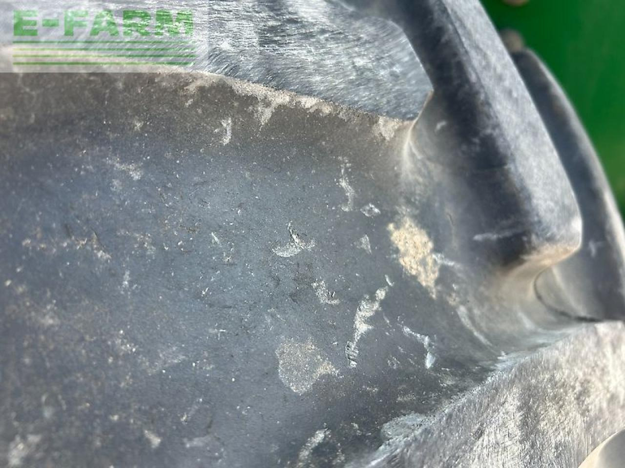 Трактор John Deere 6115r: фото 8