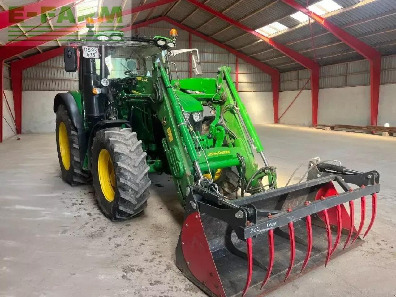 John Deere 6120 m - Трактор: фото 5 John Deere 6120 m - Трактор: фото 5