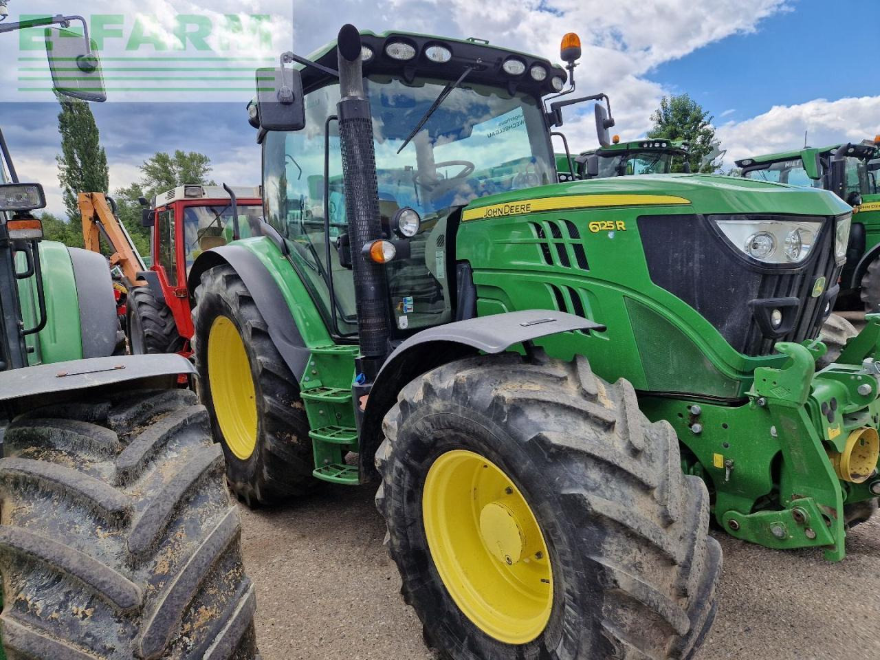 John Deere 6125R - Трактор: фото 3 John Deere 6125R - Трактор: фото 3
