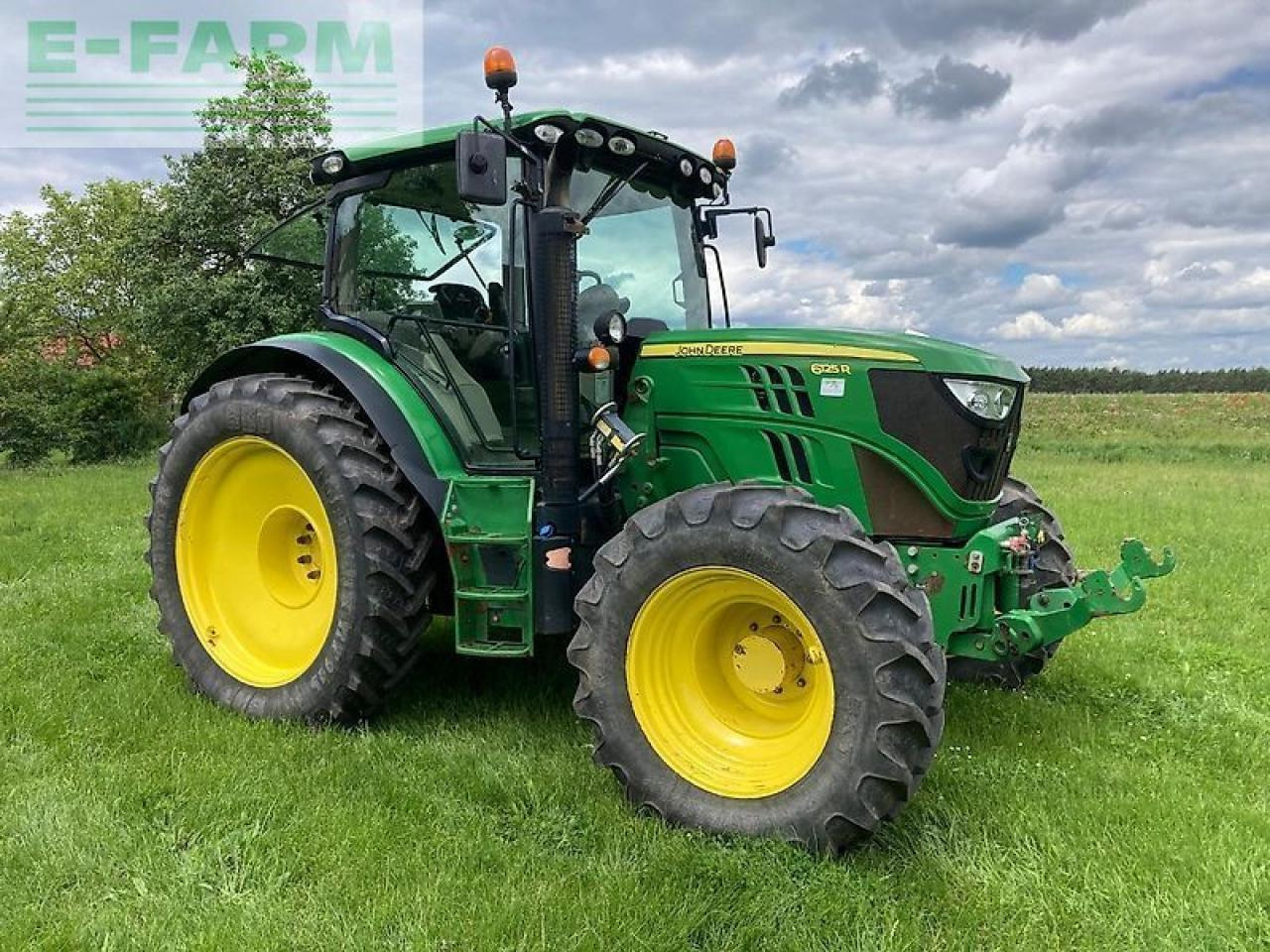 John Deere 6125r - Трактор: фото 3 John Deere 6125r - Трактор: фото 3