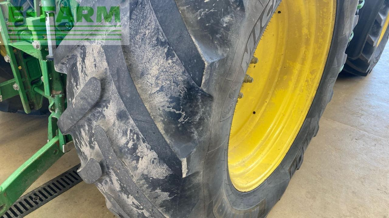 Трактор John Deere 6130R: фото 14