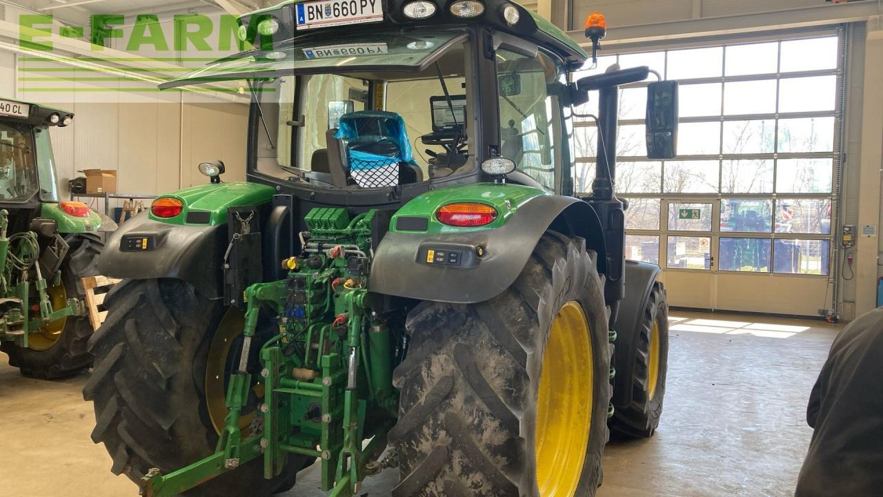 Трактор John Deere 6130R: фото 8