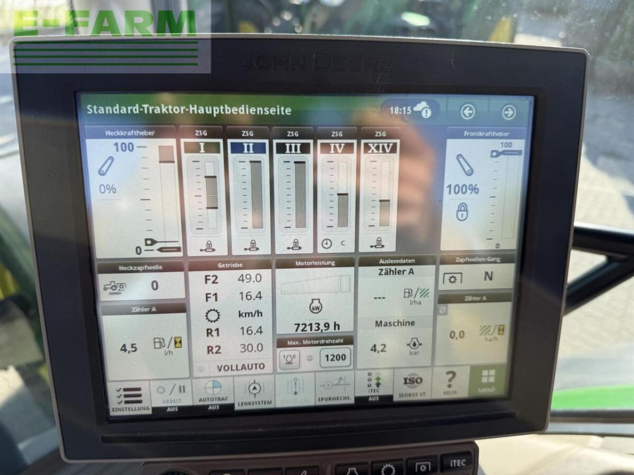 Трактор John Deere 6155r: фото 16