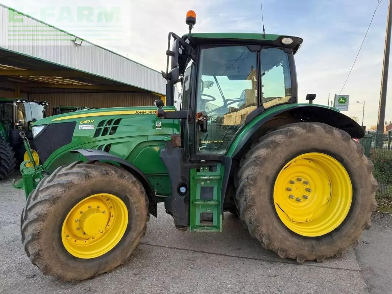 John Deere 6155r - Трактор: фото 1 John Deere 6155r - Трактор: фото 1