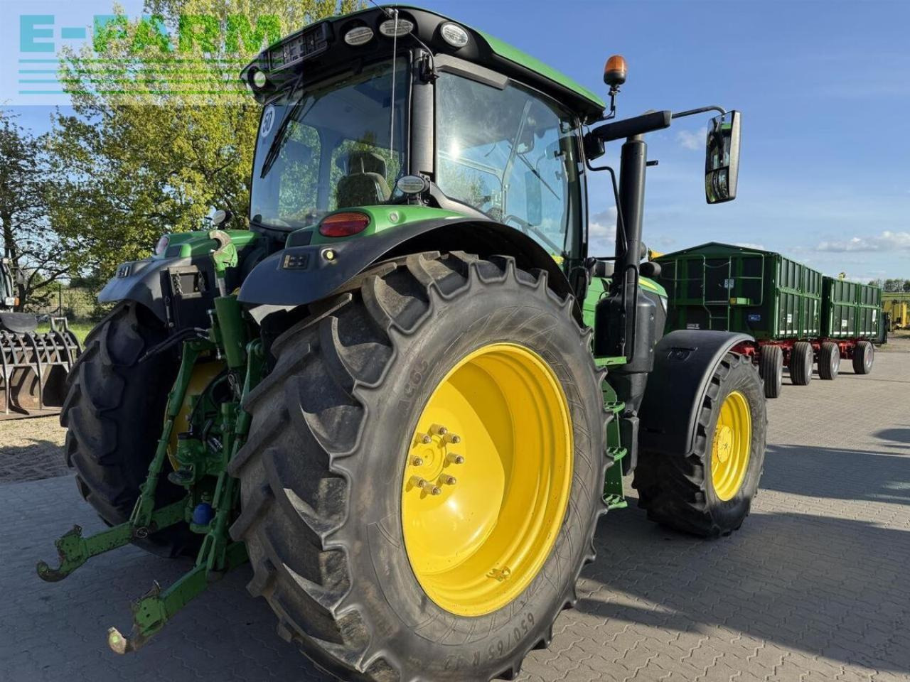 John Deere 6155r - Трактор: фото 4 John Deere 6155r - Трактор: фото 4