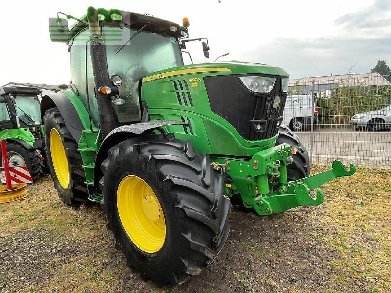 John Deere 6190r - Трактор: фото 2 John Deere 6190r - Трактор: фото 2