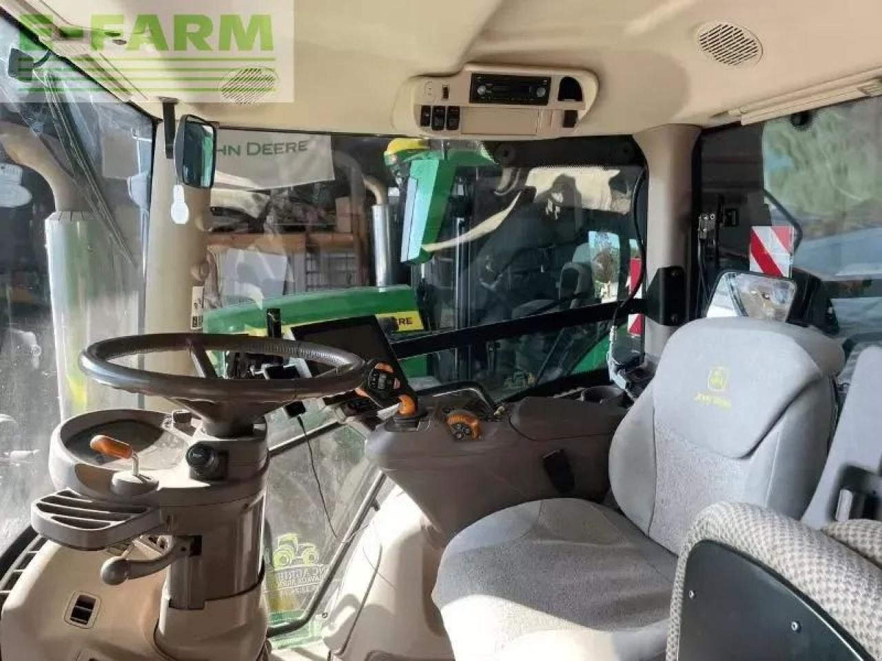 John Deere 6195r - Трактор: фото 3 John Deere 6195r - Трактор: фото 3