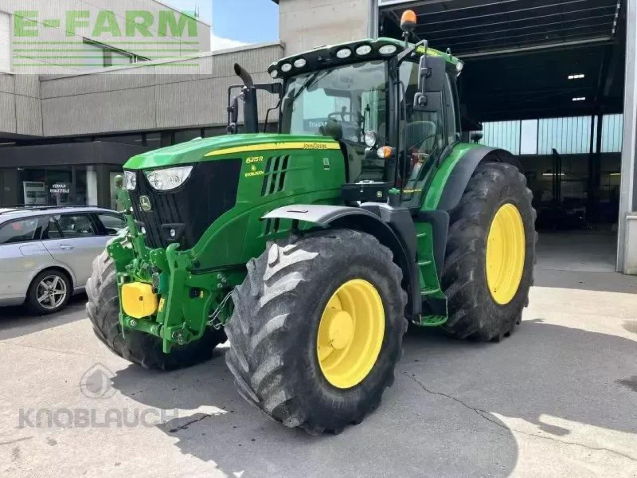 John Deere 6215r - Трактор: фото 2 John Deere 6215r - Трактор: фото 2