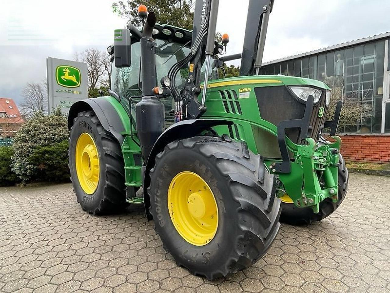 John Deere 6215r ap - Трактор: фото 1 John Deere 6215r ap - Трактор: фото 1