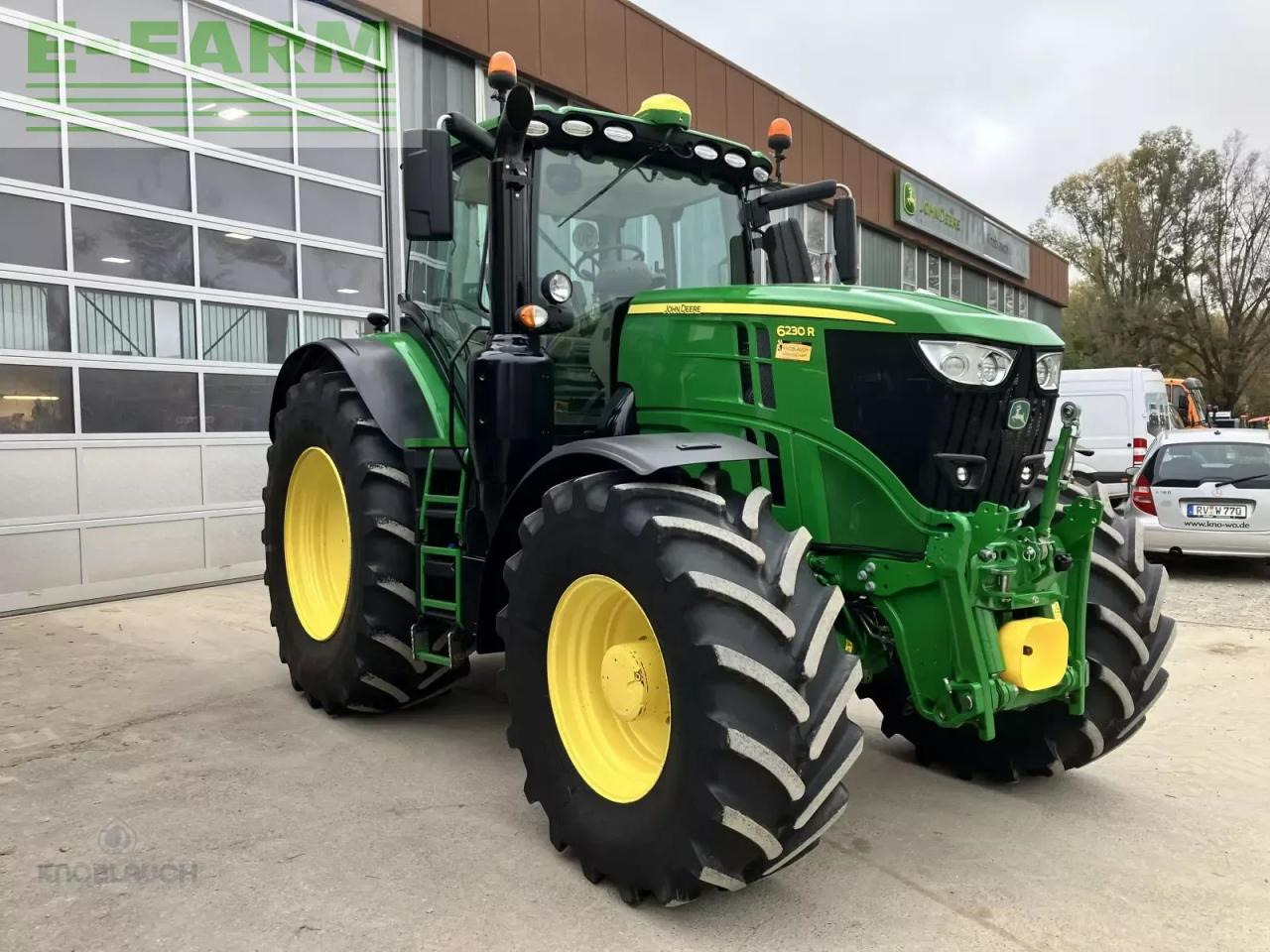John Deere 6230 r - Трактор: фото 1 John Deere 6230 r - Трактор: фото 1