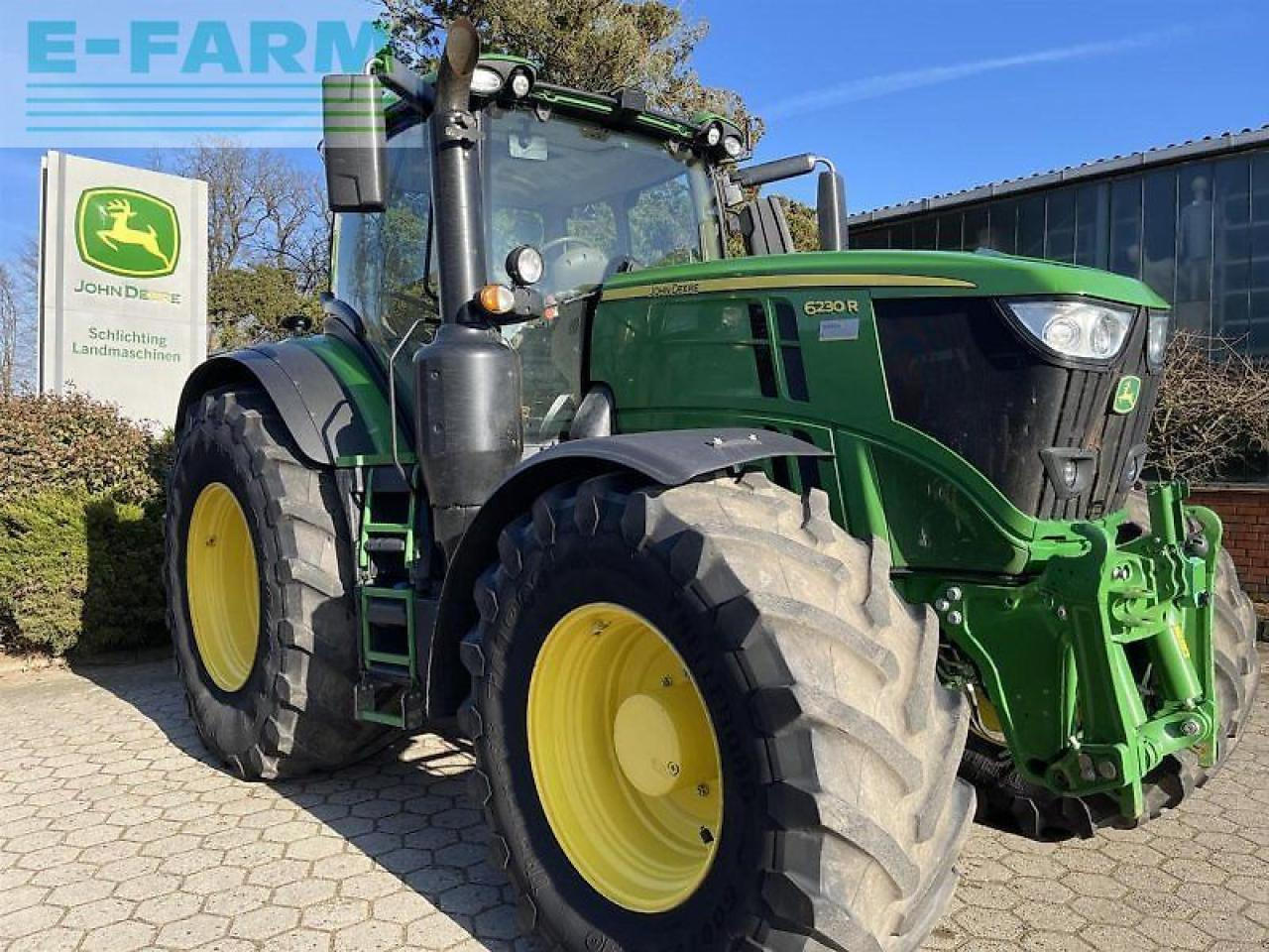 John Deere 6230r comandpro 50km at vorb. - Трактор: фото 1 John Deere 6230r comandpro 50km at vorb. - Трактор: фото 1