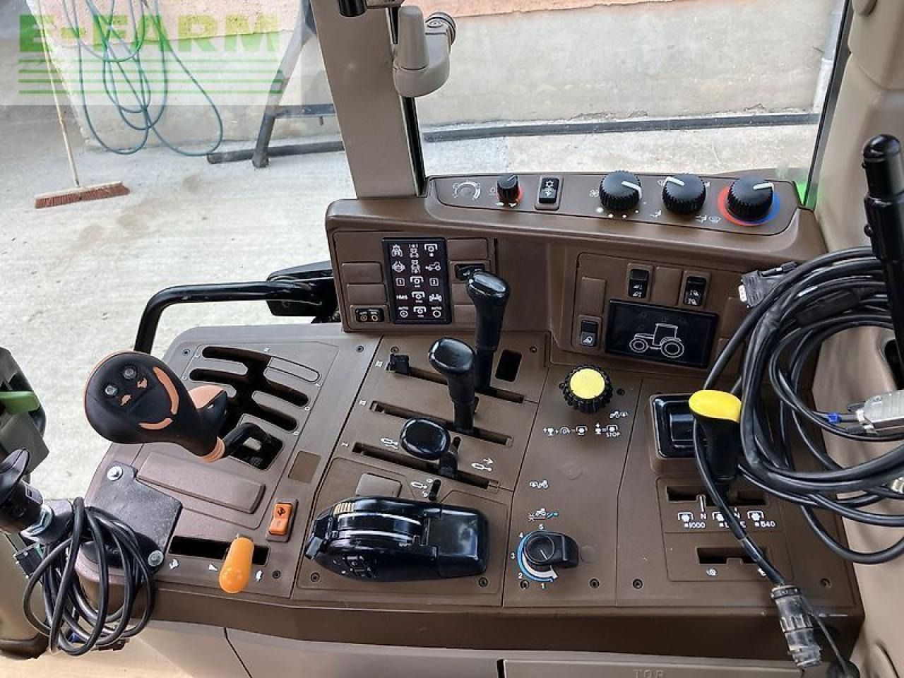 Трактор John Deere 6920 s *auto quad*: фото 26