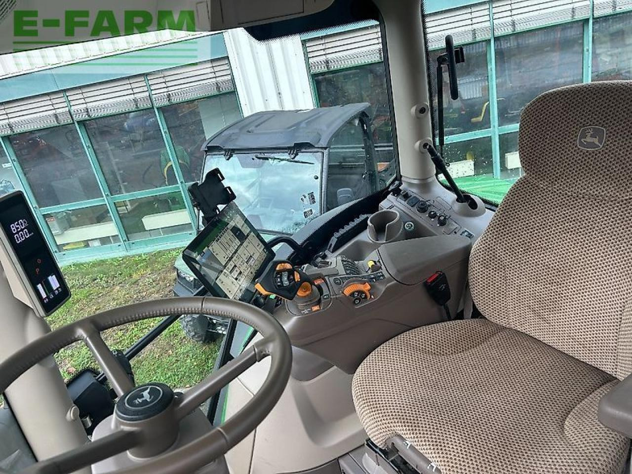 Трактор John Deere 6r 165: фото 9