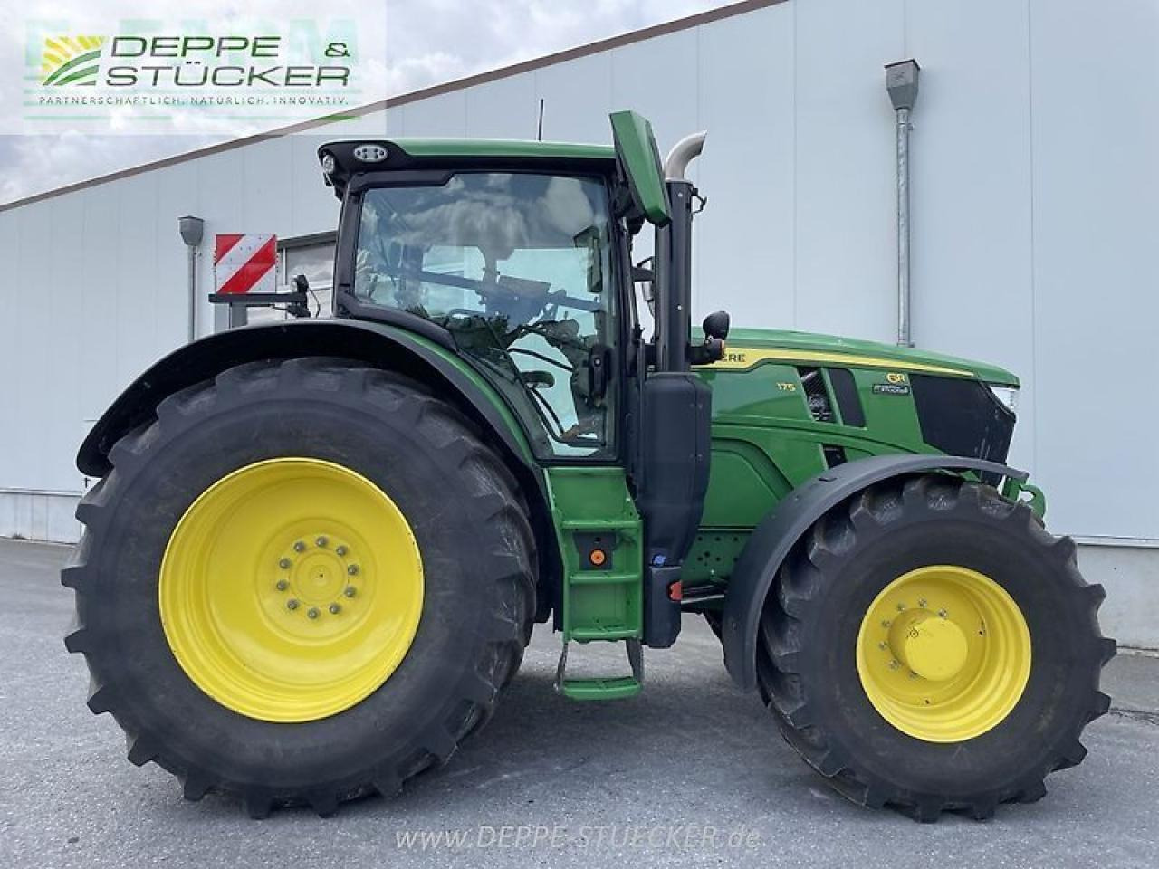 John Deere 6r 175 - Трактор: фото 3 John Deere 6r 175 - Трактор: фото 3