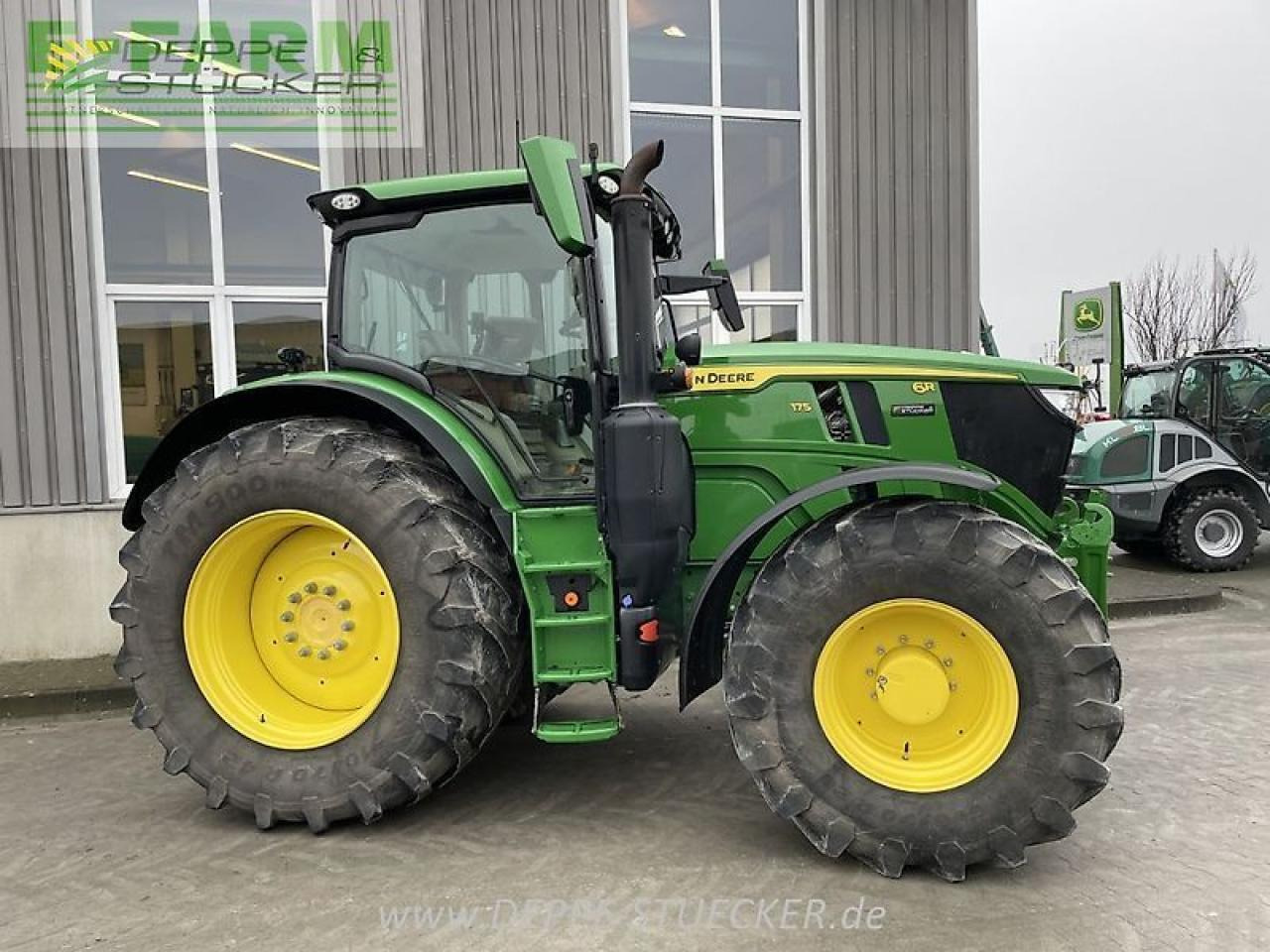 John Deere 6r 175 - Трактор: фото 4 John Deere 6r 175 - Трактор: фото 4