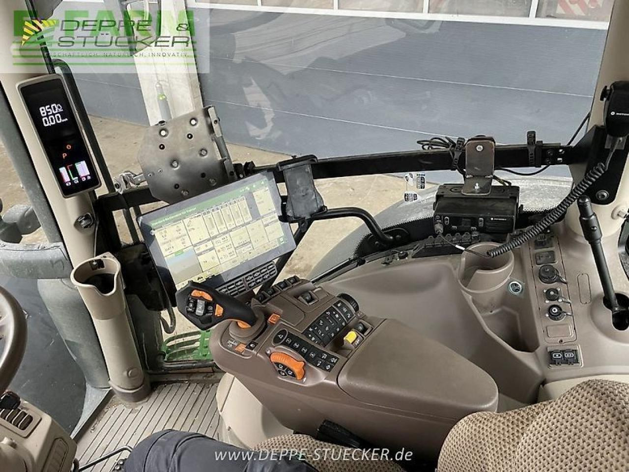 John Deere 6r 175 - Трактор: фото 4 John Deere 6r 175 - Трактор: фото 4