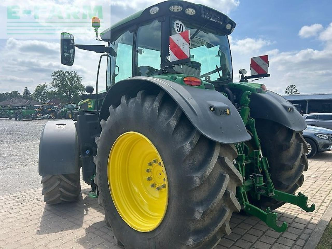 Трактор John Deere 6r 195: фото 6