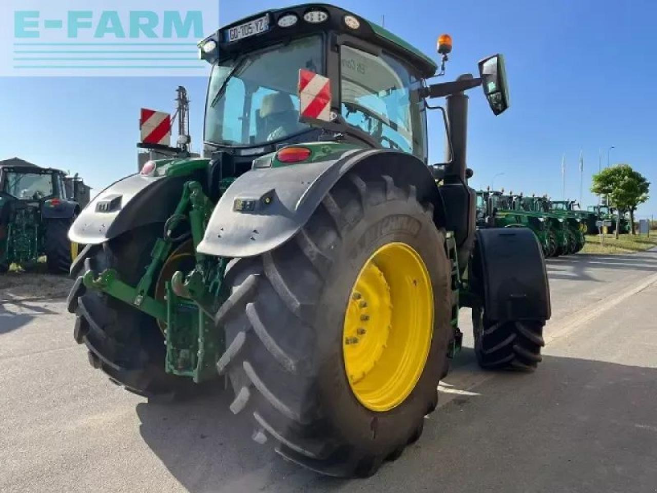John Deere 6r 250 - Трактор: фото 3 John Deere 6r 250 - Трактор: фото 3