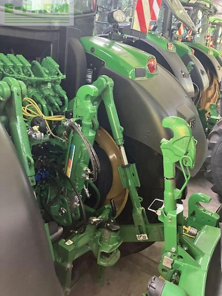 John Deere 6r 250 - Трактор: фото 3 John Deere 6r 250 - Трактор: фото 3