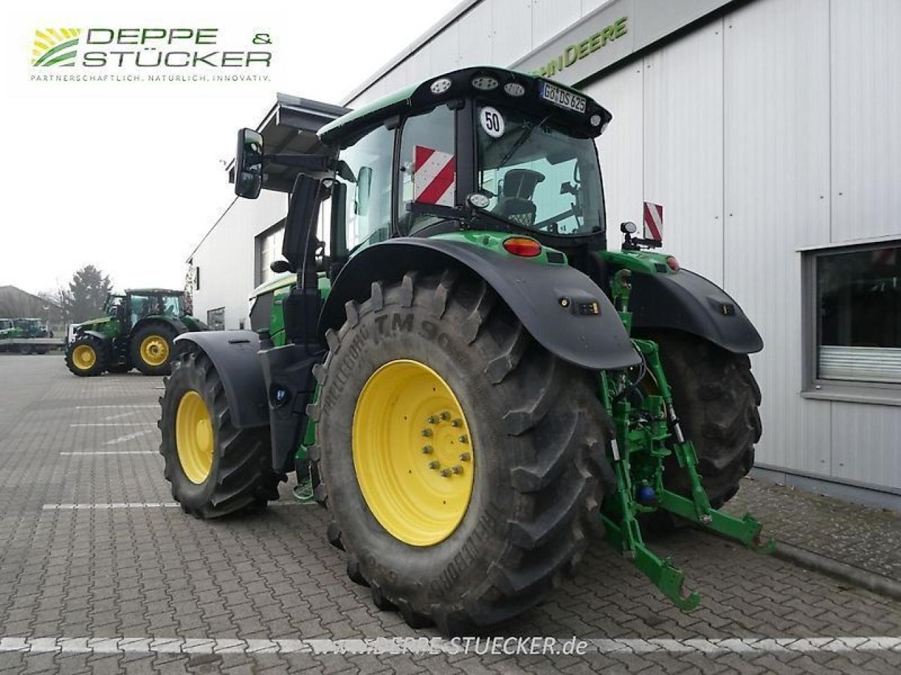 John Deere 6r 250 - Трактор: фото 4 John Deere 6r 250 - Трактор: фото 4