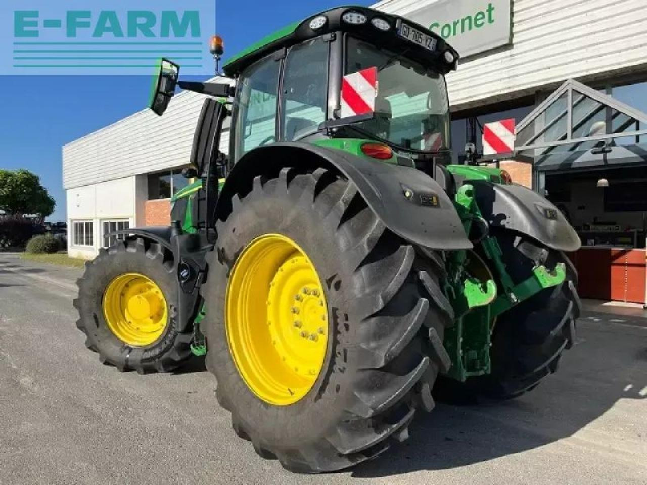 John Deere 6r 250 - Трактор: фото 4 John Deere 6r 250 - Трактор: фото 4
