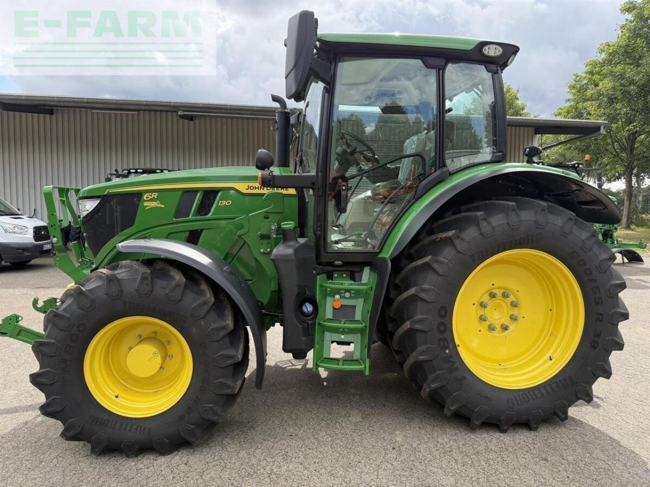 John Deere 6r130 cp50 - Трактор: фото 2 John Deere 6r130 cp50 - Трактор: фото 2