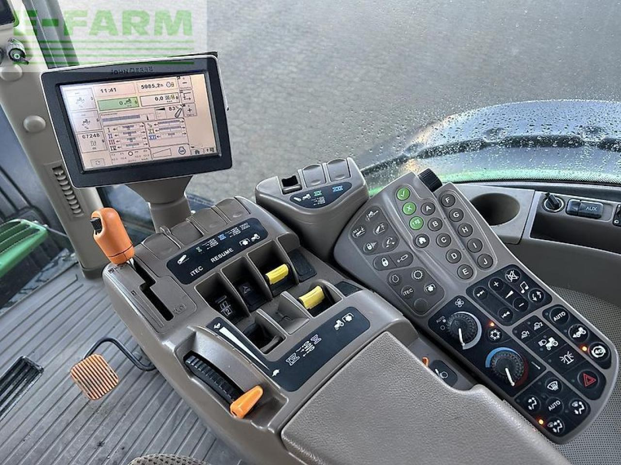 John Deere 7280r - Трактор: фото 3 John Deere 7280r - Трактор: фото 3