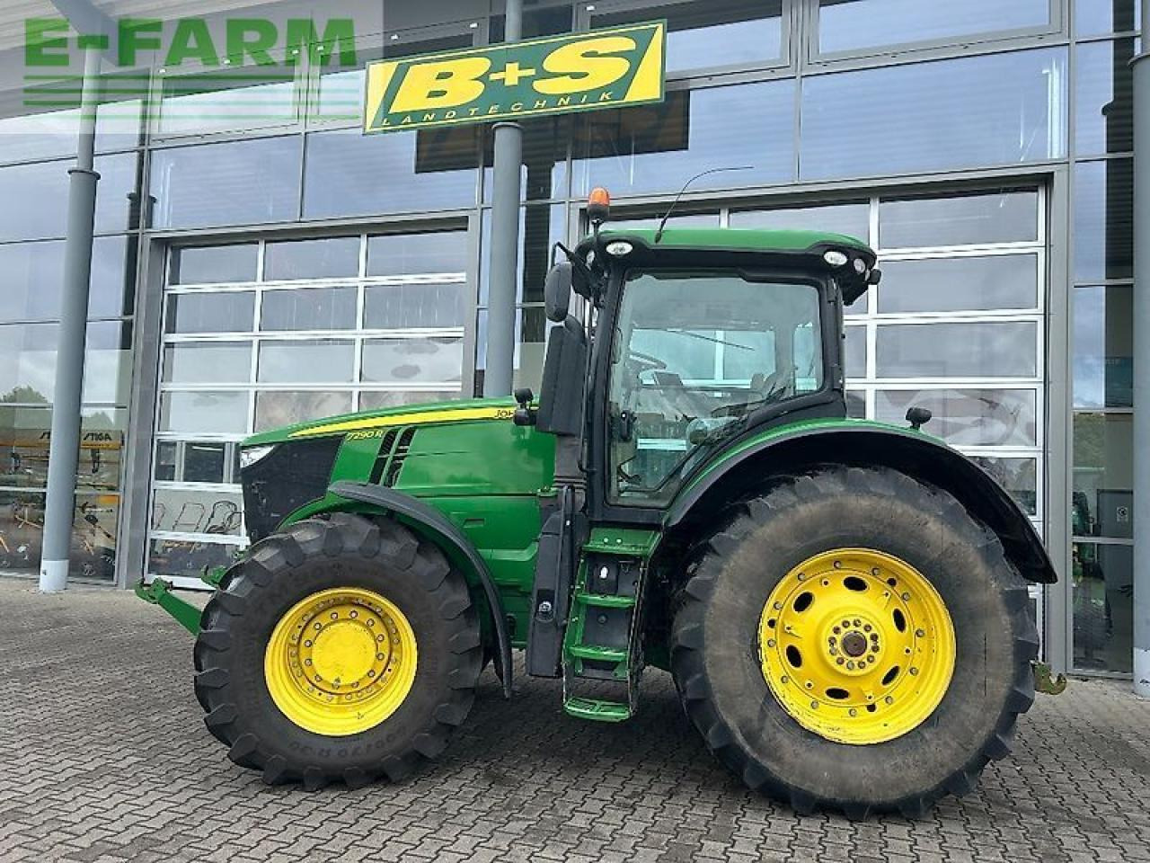 John Deere 7290r - 06d0rw (my16) - Трактор: фото 1 John Deere 7290r - 06d0rw (my16) - Трактор: фото 1