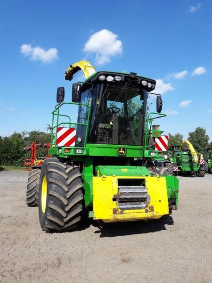 John Deere 7350 ohne vorsatz - Кормоуборочный комбайн: фото 2 John Deere 7350 ohne vorsatz - Кормоуборочный комбайн: фото 2