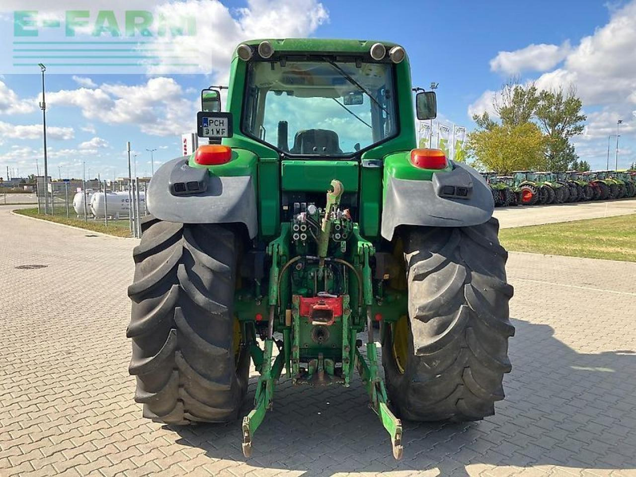 John Deere 7430 - Трактор: фото 4 John Deere 7430 - Трактор: фото 4