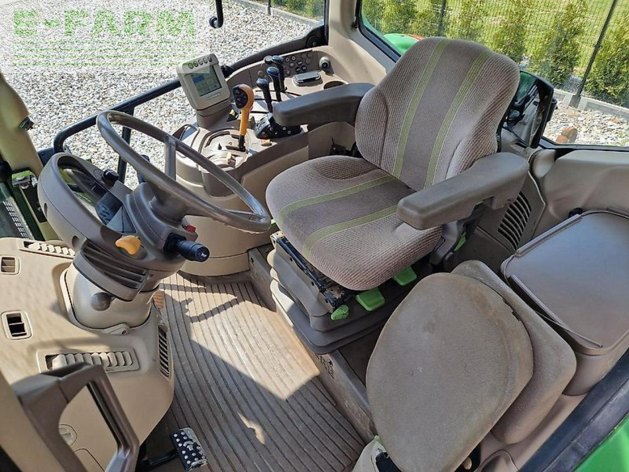 John Deere 7430 premium - Трактор: фото 5 John Deere 7430 premium - Трактор: фото 5
