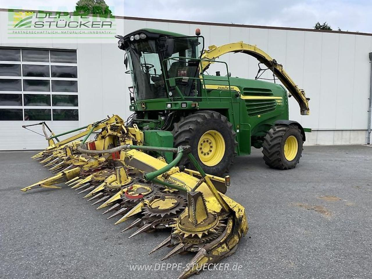 John Deere 7980i + gebiss - Кормоуборочный комбайн: фото 1 John Deere 7980i + gebiss - Кормоуборочный комбайн: фото 1