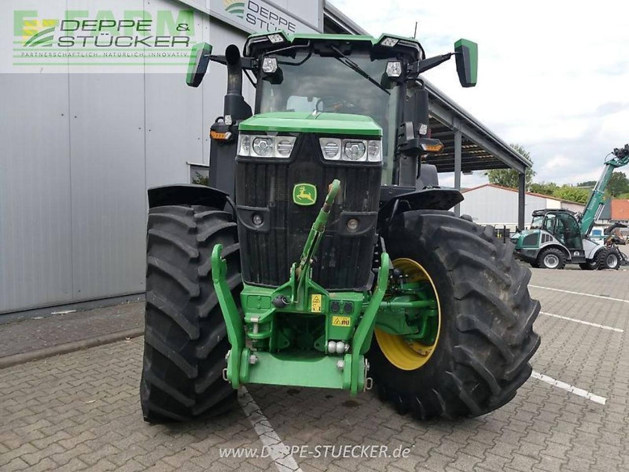 John Deere 7r 290 - Трактор: фото 2 John Deere 7r 290 - Трактор: фото 2